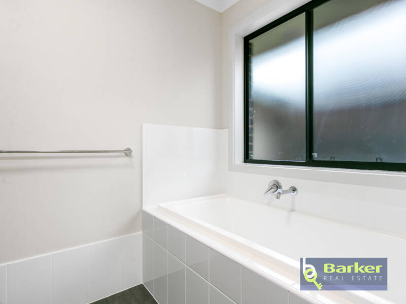 19 Merlot Road, ANGLE VALE, SA 5117 AUS