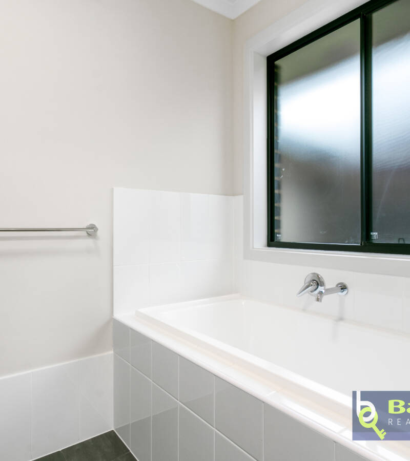 19 Merlot Road, ANGLE VALE, SA 5117 AUS