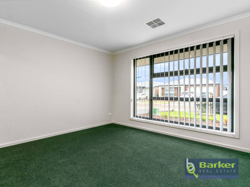 19 Merlot Road, ANGLE VALE, SA 5117 AUS
