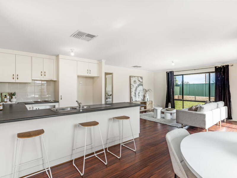 13 Osborne Street, EVANSTON GARDENS, SA 5116 AUS