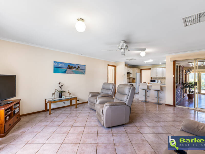 26 Farrow Road, EVANSTON, SA 5116 AUS