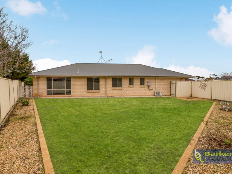 6 Canberra Court, SMITHFIELD, SA 5114