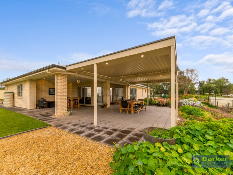 11 Warner Court, SANDY CREEK, SA 5350 AUS