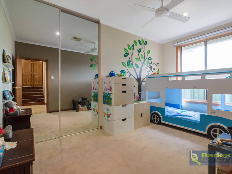 2 Shrike Place, HEWETT, SA 5118