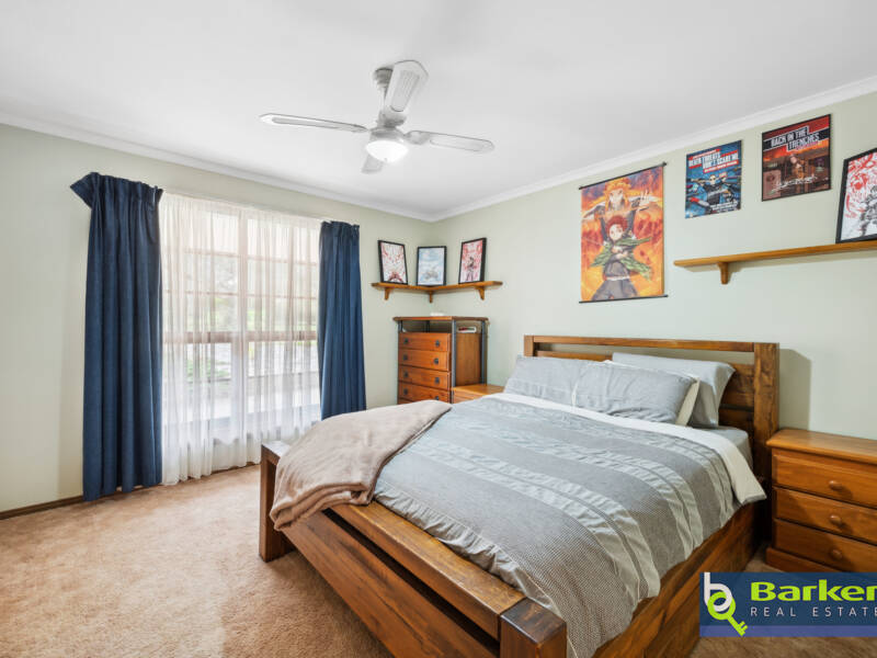 34 Austin Crescent, COCKATOO VALLEY, SA 5351 AUS