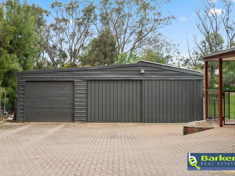 34 Austin Crescent, COCKATOO VALLEY, SA 5351 AUS