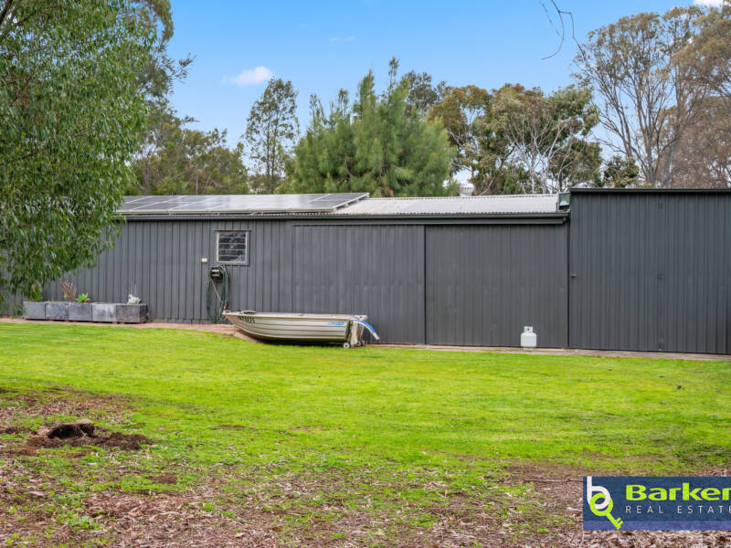 34 Austin Crescent, COCKATOO VALLEY, SA 5351 AUS