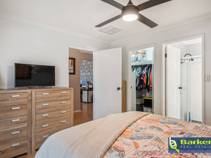 21 Stuart Drive, CRAIGMORE, SA 5114 AUS