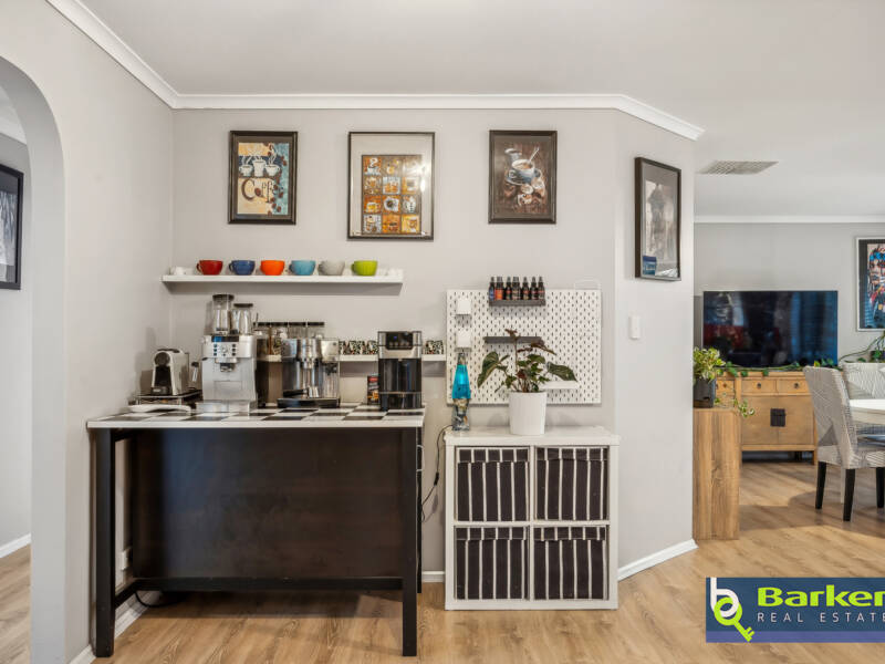 21 Stuart Drive, CRAIGMORE, SA 5114 AUS