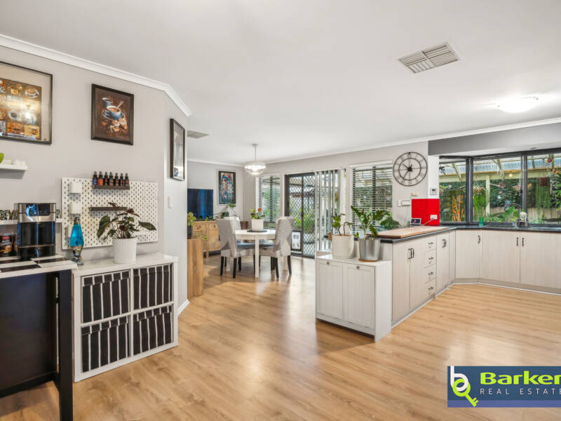 21 Stuart Drive, CRAIGMORE, SA 5114 AUS