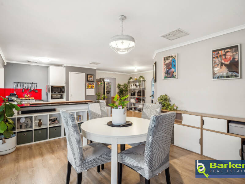 21 Stuart Drive, CRAIGMORE, SA 5114 AUS