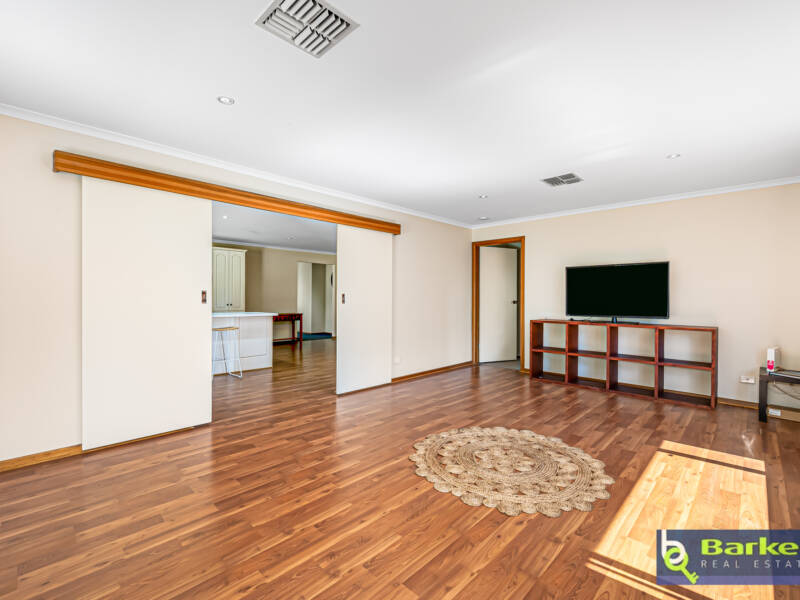 149 The Barracks, COCKATOO VALLEY, SA 5351 AUS