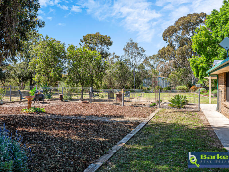 149 The Barracks, COCKATOO VALLEY, SA 5351 AUS