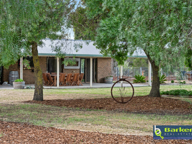 149 The Barracks, COCKATOO VALLEY, SA 5351 AUS