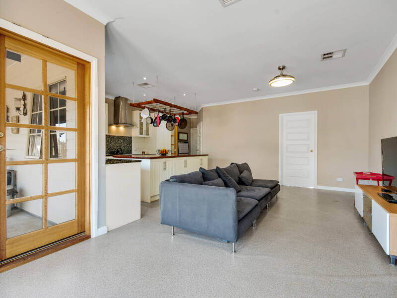42 Paternoster Road, REID, SA 5118 AUS
