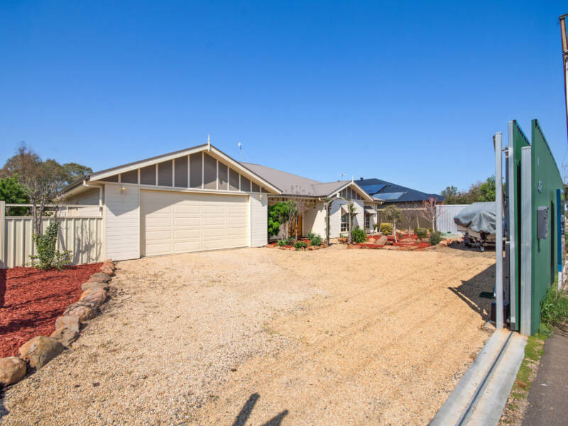 42 Paternoster Road, REID, SA 5118 AUS