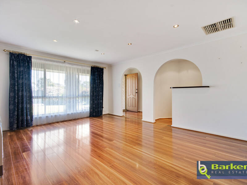 12 Edith Close, HILLBANK, SA 5112