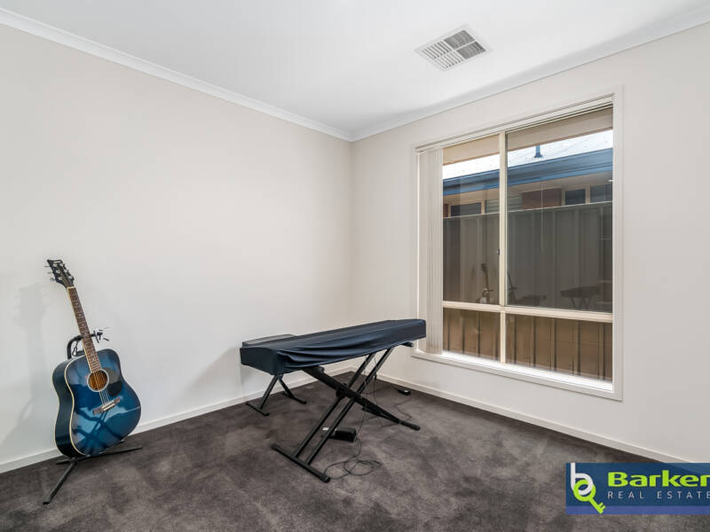 8A Dyson Street, EVANSTON, SA 5116 AUS