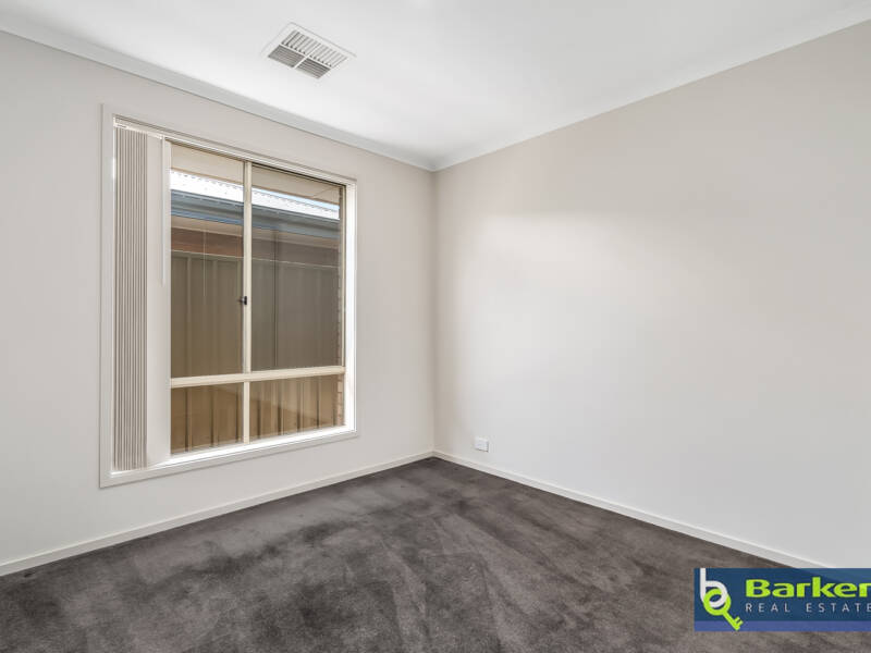 8A Dyson Street, EVANSTON, SA 5116 AUS