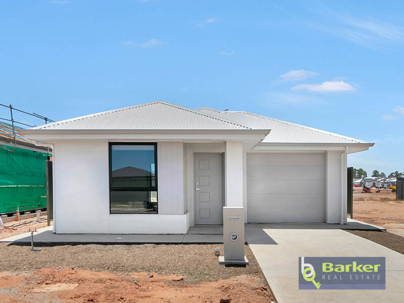 12 Verdale Crescent, MUNNO PARA DOWNS, SA 5115 AUS