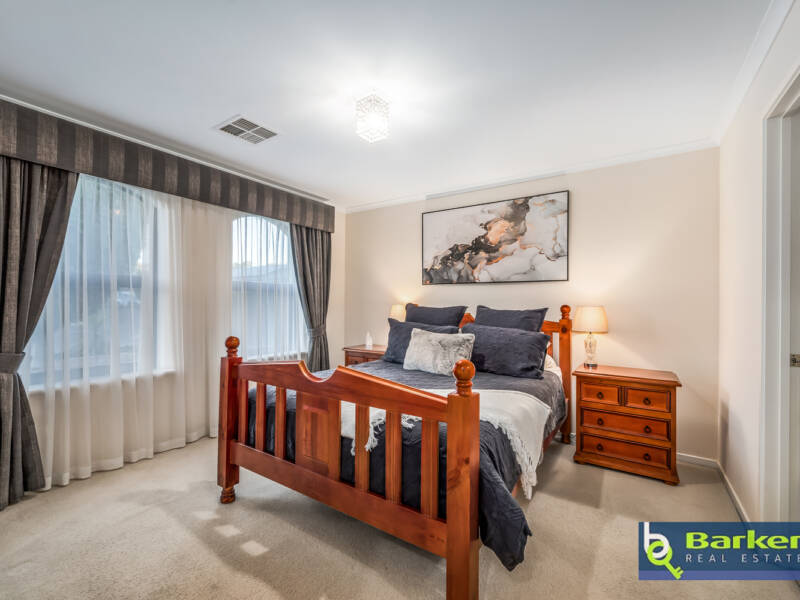 4 Curnow Court, EVANSTON PARK, SA 5116 AUS