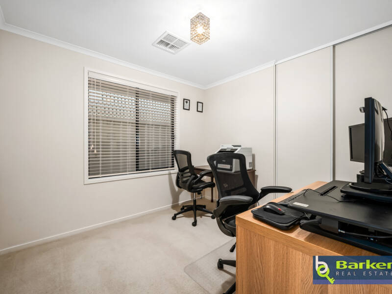 4 Curnow Court, EVANSTON PARK, SA 5116 AUS