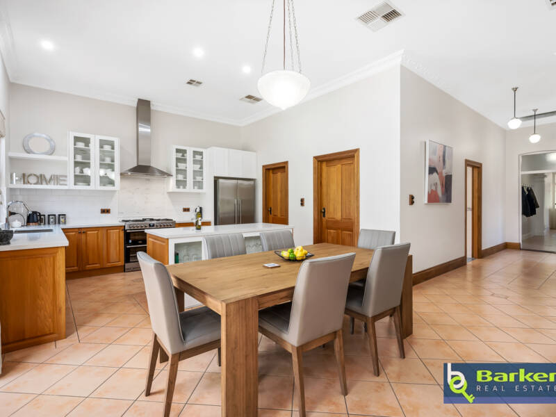 27 Redbanks Road, WILLASTON, SA 5118 AUS