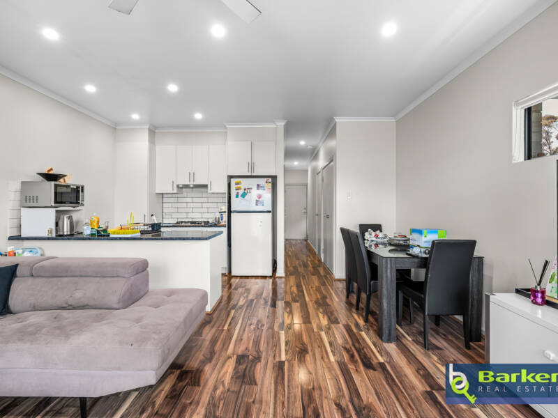 1/8 Fourth Avenue, MAWSON LAKES, SA 5095 AUS