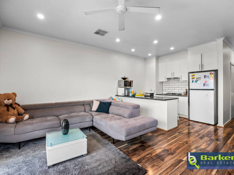 1/8 Fourth Avenue, MAWSON LAKES, SA 5095 AUS