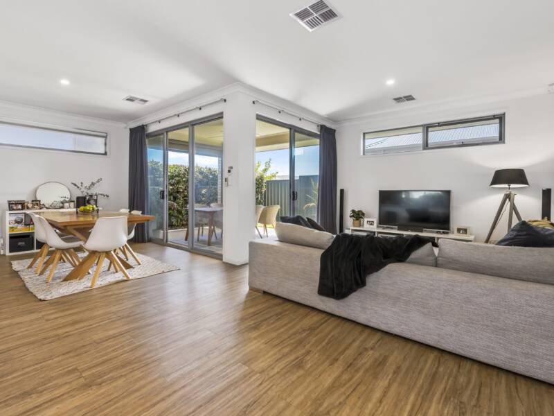 1 Gibson Street, EVANSTON GARDENS, SA 5116 AUS