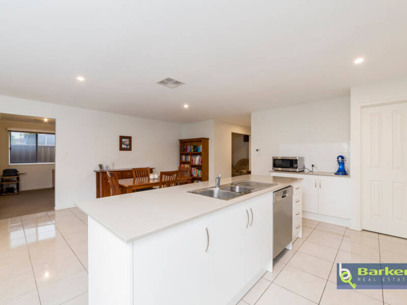 32 Scarlet Avenue, MUNNO PARA, SA 5115