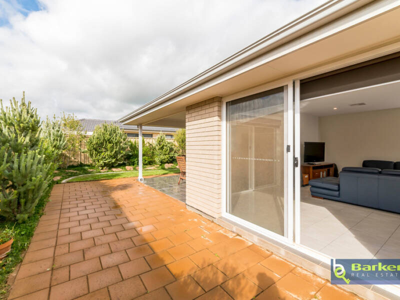 32 Scarlet Avenue, MUNNO PARA, SA 5115