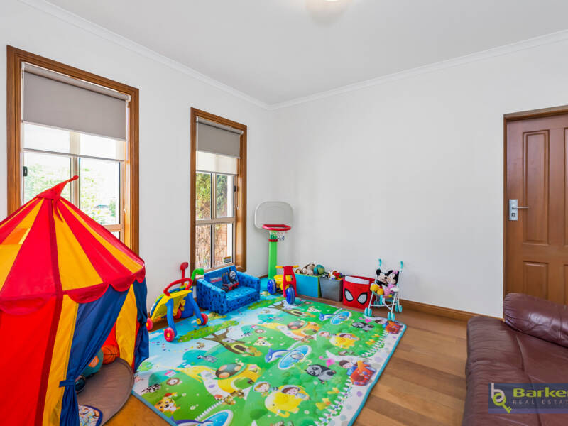 9 Norman Court, GAWLER EAST, SA 5118 AUS