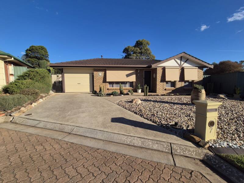 7 Palm Court, BLAKEVIEW, SA 5114 AUS