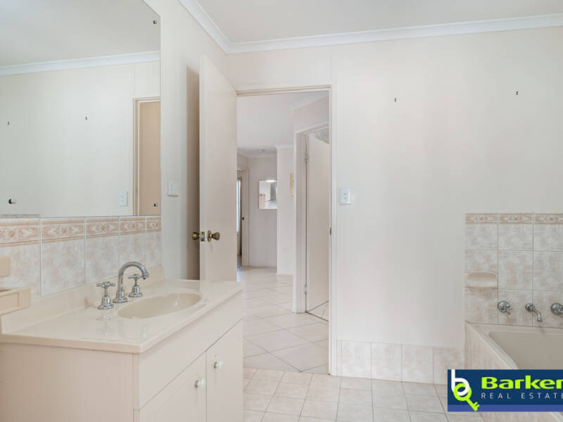 8 Hanisch Street, FREELING, SA 5372 AUS