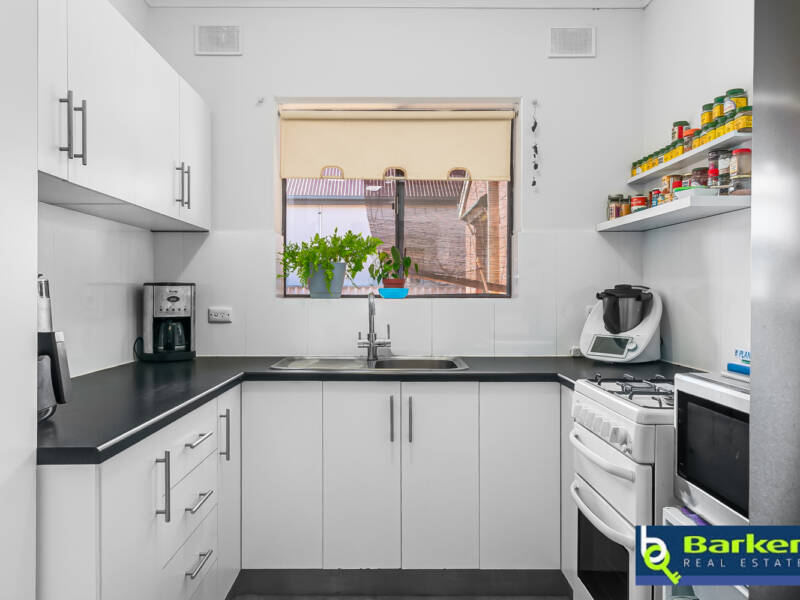 1/18 Penny Street, SEMAPHORE, SA 5019 AUS