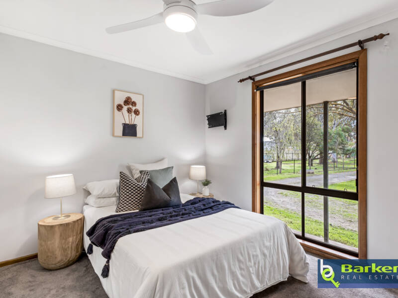 2 Erina Court, LEWISTON, SA 5501 AUS