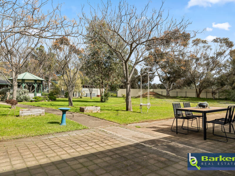 2 Erina Court, LEWISTON, SA 5501 AUS