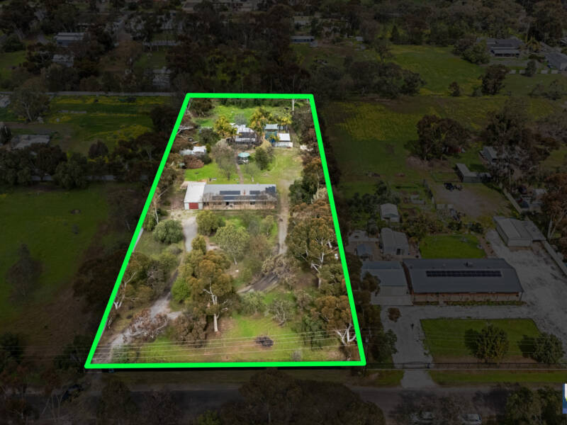 2 Erina Court, LEWISTON, SA 5501 AUS