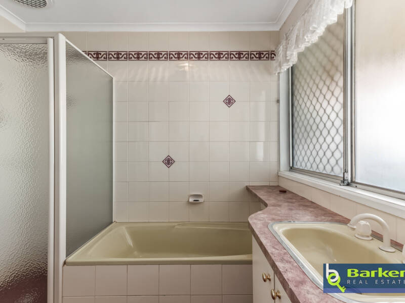 24 Paxton Street, WILLASTON, SA 5118 AUS