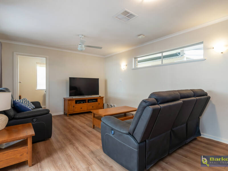 31 Mckinlay Avenue, GAWLER EAST, SA 5118 AUS