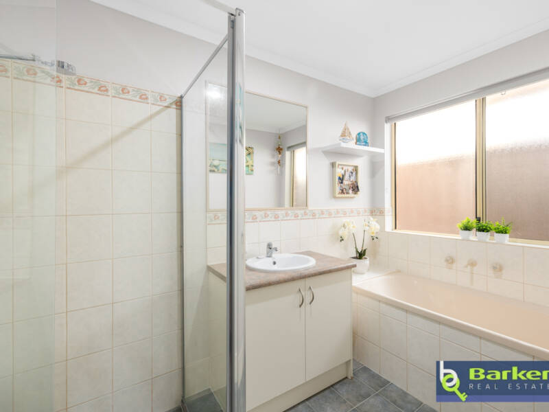 15 Cranmore Avenue, CRAIGMORE, SA 5114 AUS