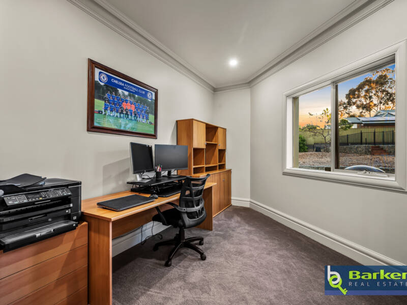 5 Burnett Drive, ONE TREE HILL, SA 5114 AUS