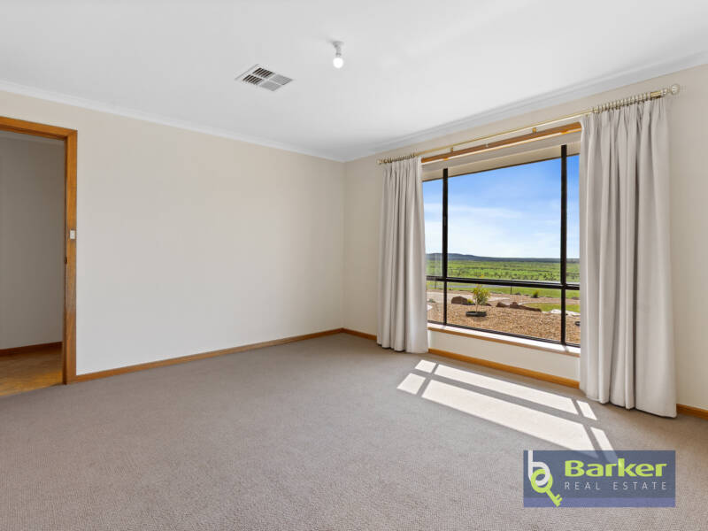 591 Worlds End Highway, EUDUNDA, SA 5374 AUS