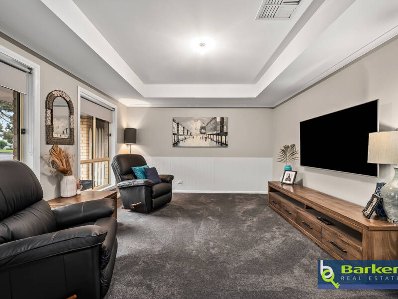16 Songlark Grove, HEWETT, SA 5118 AUS