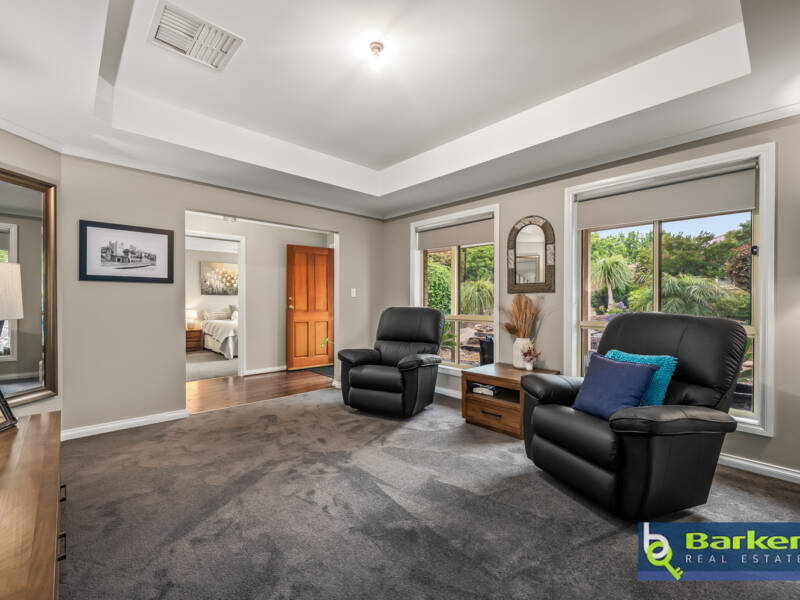 16 Songlark Grove, HEWETT, SA 5118 AUS