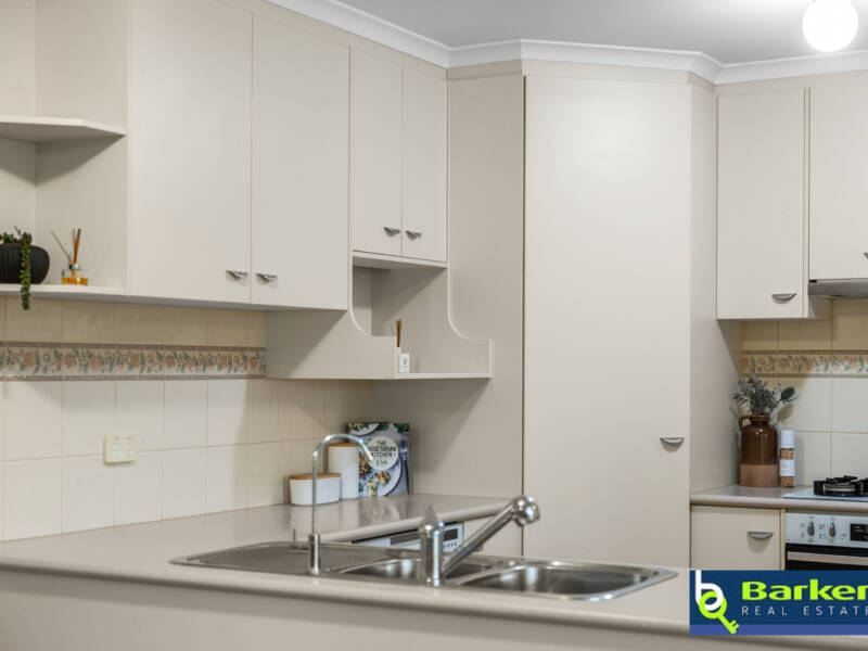 28 Haywood Close, ANDREWS FARM, SA 5114 AUS