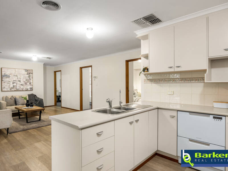 28 Haywood Close, ANDREWS FARM, SA 5114 AUS