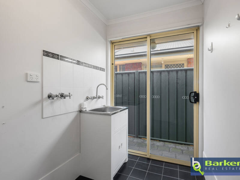 52B Potts Road, EVANSTON PARK, SA 5116 AUS