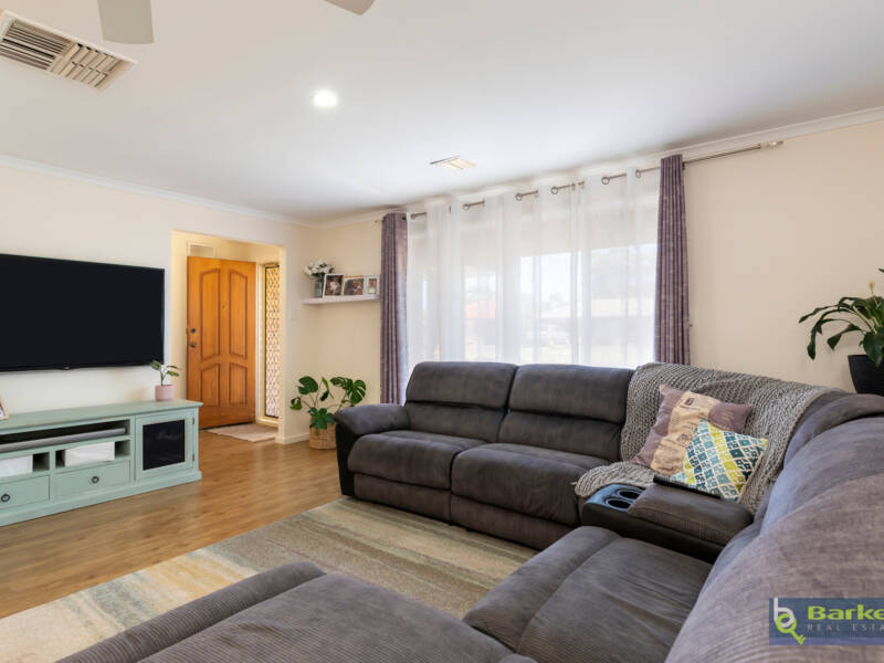 27 Window Road, WILLASTON, SA 5118 AUS